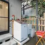 Tokyo /Quiet Area/Wi-Fi/Multi-Person Occupancy.