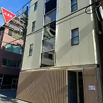 Ueno K