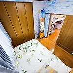 703. Disneyland, Direct Bus To The Airport/1Minute\'S Walk From The Station.