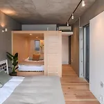 Grass Bldg 401