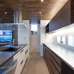 Ichinoe Guesthouse 一之江ゲストハウス