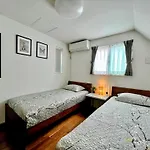 Brand New Modern Haven 7-Min Walk To Shinkoenji Station 9-Min Train To Shinjuku