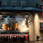 新宿一站5分钟-酒馆购物街-安静品质公寓-直达皇居秋叶原-301