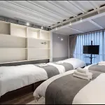 グラスキャビン浜松町ss Second And Third Floors