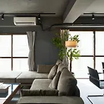 Olden Historic Town Newly Renovated Specious Apt