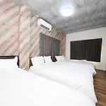 Shinjuku Ny House 301