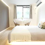 Central Higashinakano Guesthouse For 2 Steps From Subway