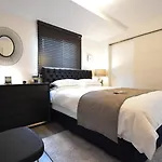 Lang - Vacation Stay 22203V