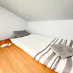 Ueno Cozy Loft Apt Free Wifi
