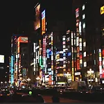 Close To Shinjuku!Twin Beds,Projector,Appliances!