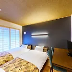 Yadoya Suzume