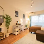 新宿歌舞伎町new Design Apartment！駅3分钟！最大5人可！無料モバイルwi-Fi！