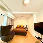 Home Shinjuku West301