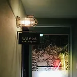 Waves Nakameguro