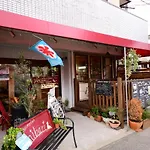 Qiqi House