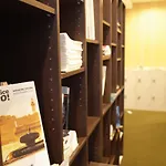 Bnb+ Post Town Shinbashi 5