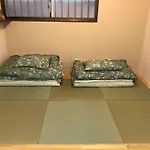 Den７【1F&2F】Shirokane Takanawa Apts