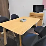 Origami 5 People Room