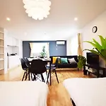 Oval Tokyo Minami-Ikebukuro 301