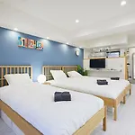 Shinjuku Kabukicho Jj House