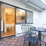 Dwell Urban 2B