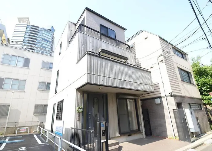 La3 Hotel Annex 新宿三階建て一軒家