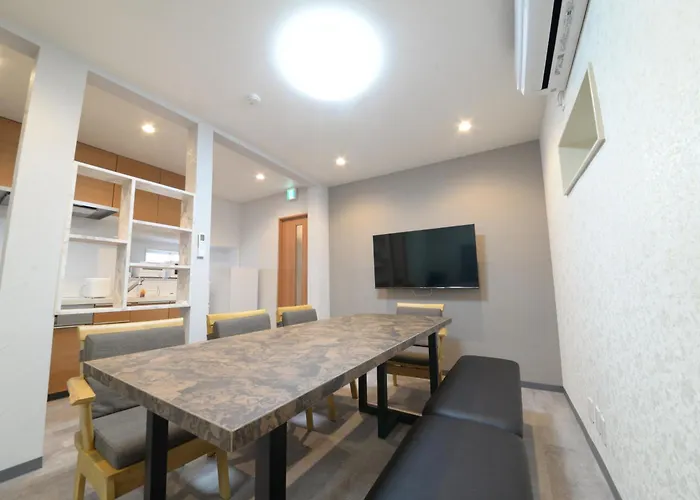 和ノ楓cottage　新宿の2階建て5室2シャワー2トイレ