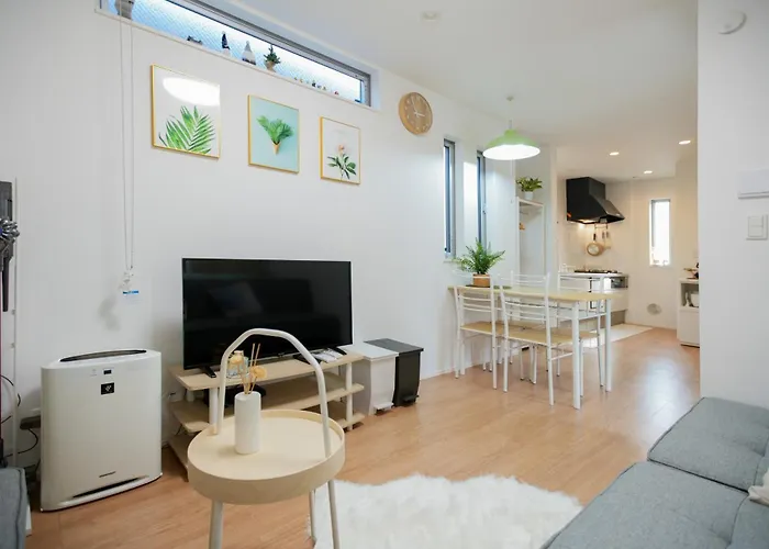 Skytree Cozy House