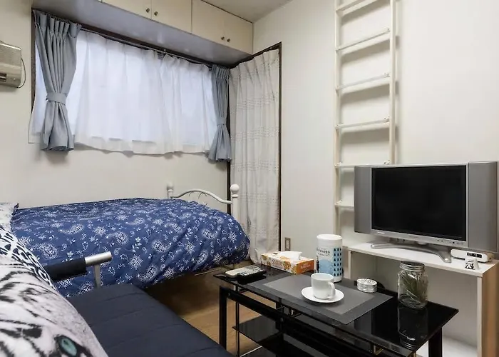 Oak Apartment
