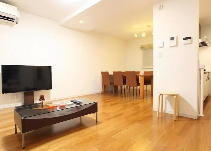 3Ldk, Functional And New House In Convenient Shinjuku