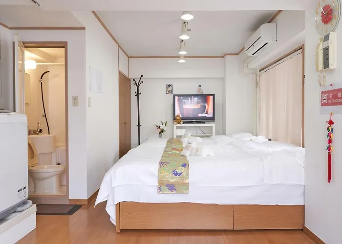 Sakura House