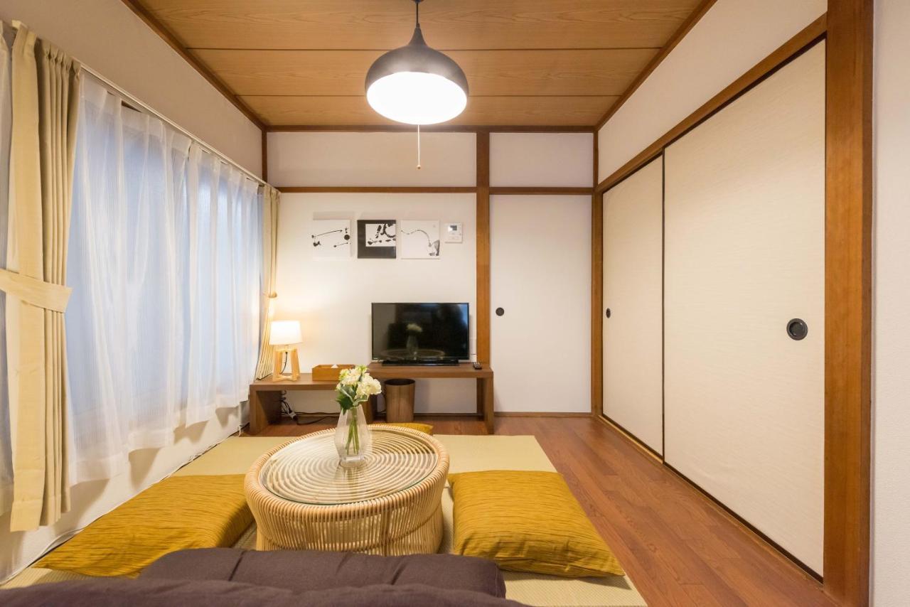 四ツ木駅徒歩２分リノベーション済み・家具家電無料wifi完備！スカイツリー電車5分！ Apartment *