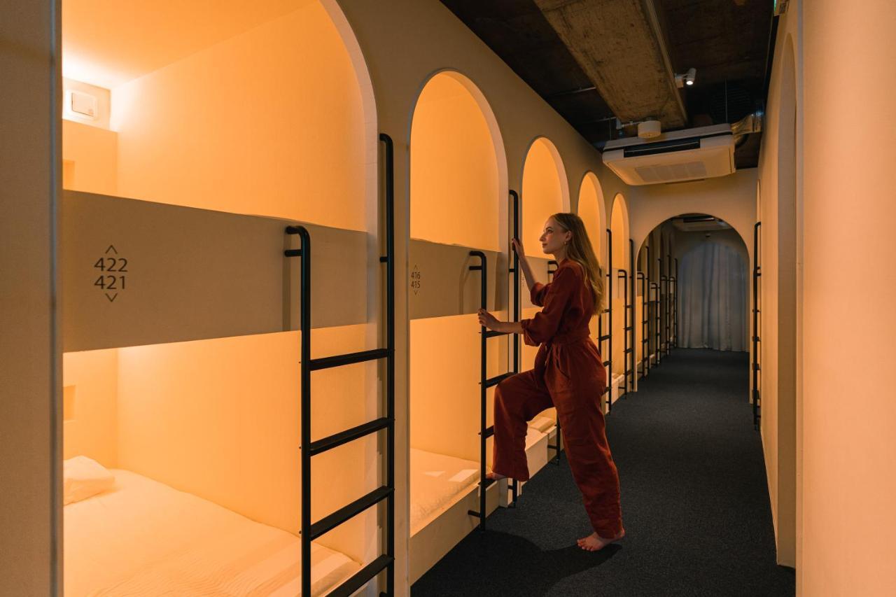 Capsule hotel Mayu Woman 2*