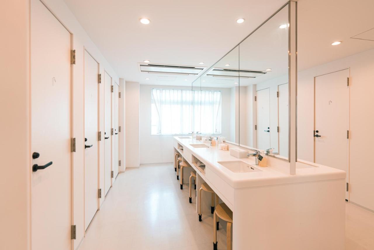 Mayu Woman Capsule hotel 2*