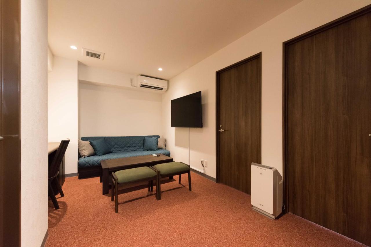 Apartment Serorin Light Hotel#301#固定wifi#上野アメ横に近い#最大4名