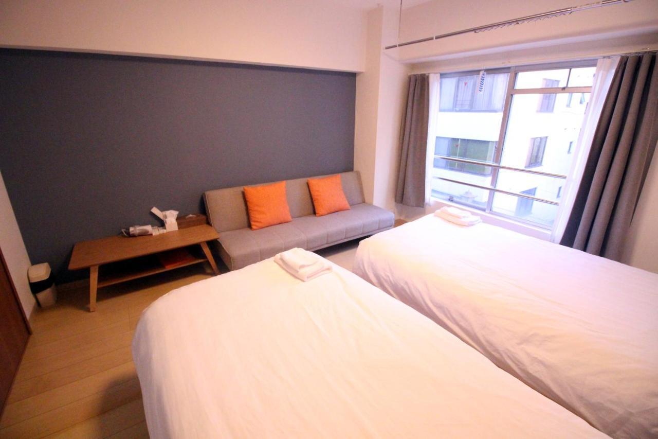 Sakura House *
