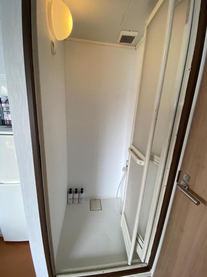 Takemura Building 305