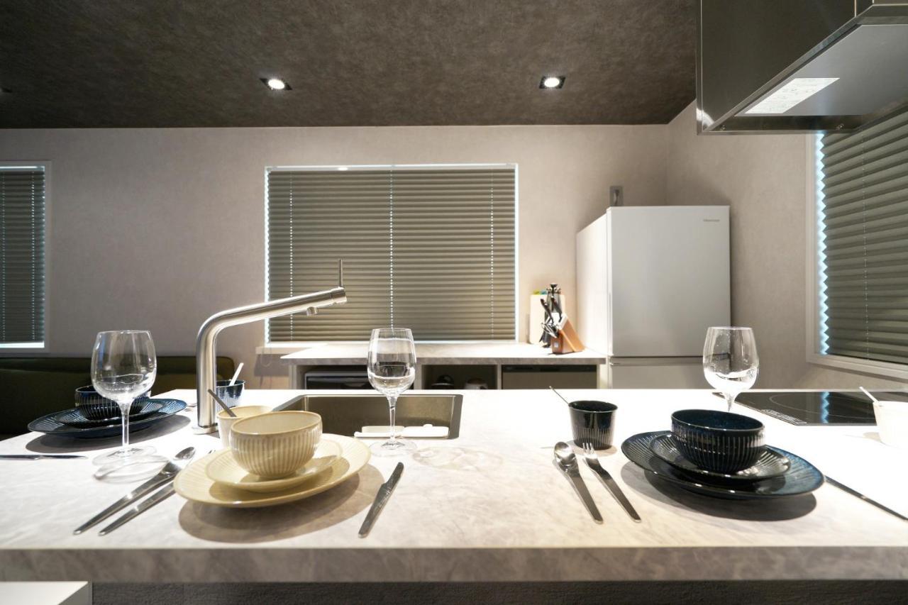 Real Life Aoyama - Vacation 94295 Hotel