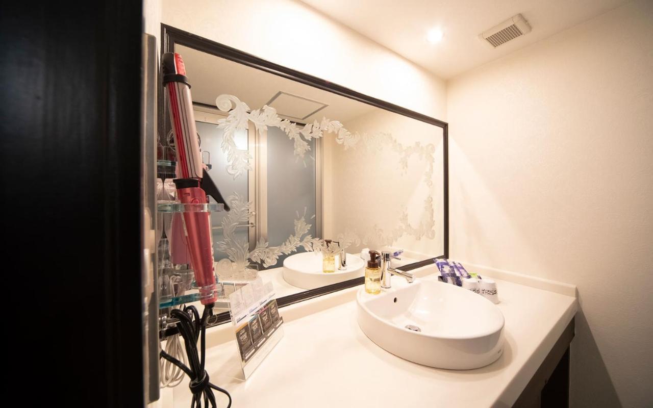 Love hotel All-inn Tokyo