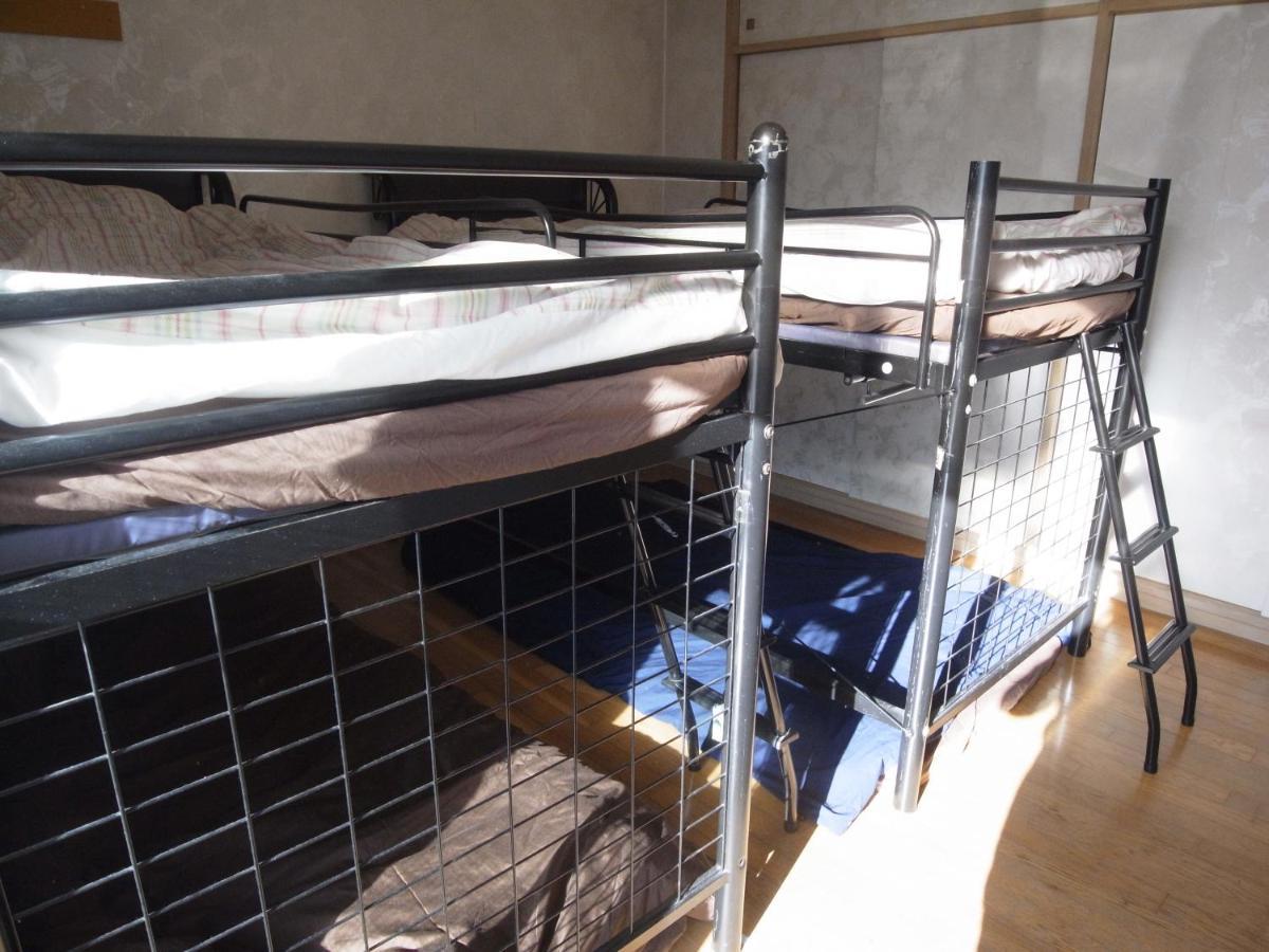 Hostel Girls Only Share House Tama