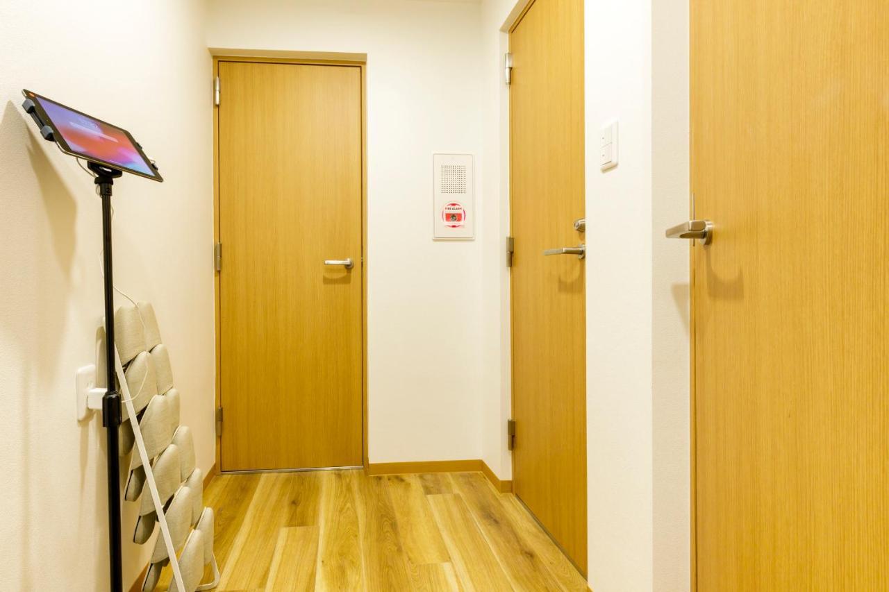Apartment 【楽宿nishishinjuku】新築3階建 まるまる貸切最大8名 駅近5分 各階wifi 飲食多数 Tokyo