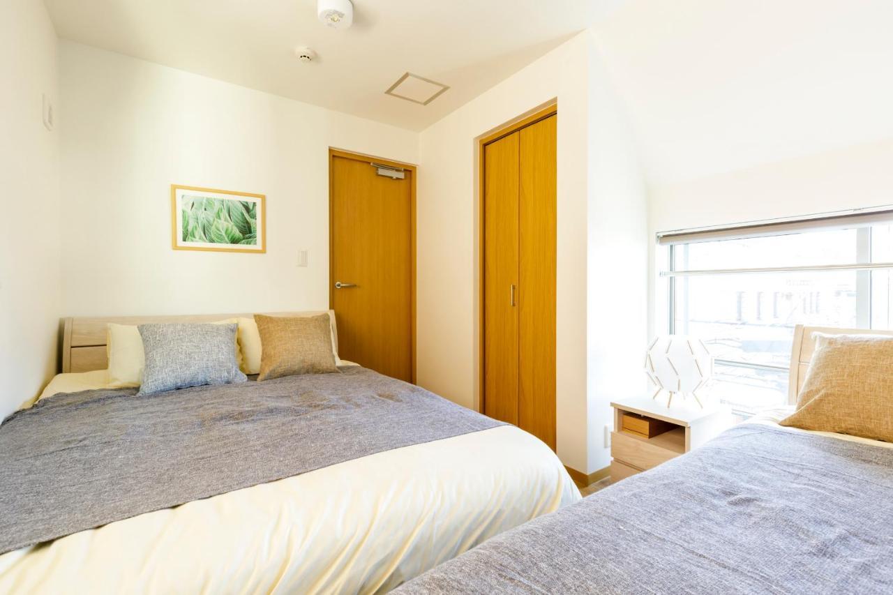 Apartment 【楽宿nishishinjuku】新築3階建 まるまる貸切最大8名 駅近5分 各階wifi 飲食多数