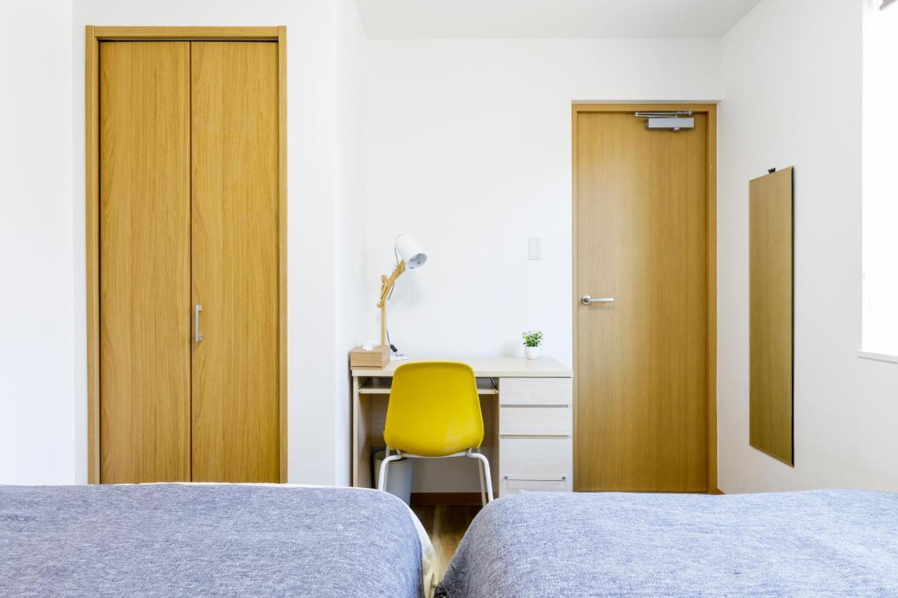 Apartment 【楽宿nishishinjuku】新築3階建 まるまる貸切最大8名 駅近5分 各階wifi 飲食多数 *