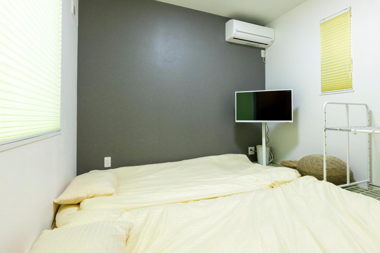 Apartment 【楽宿nishishinjuku】新築3階建 まるまる貸切最大8名 駅近5分 各階wifi 飲食多数 *