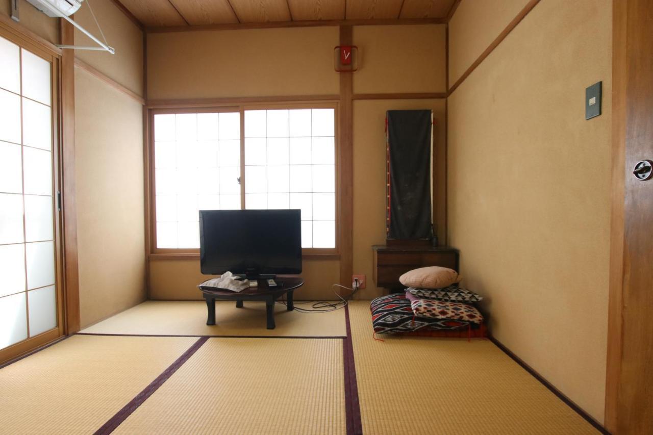May Guest House *