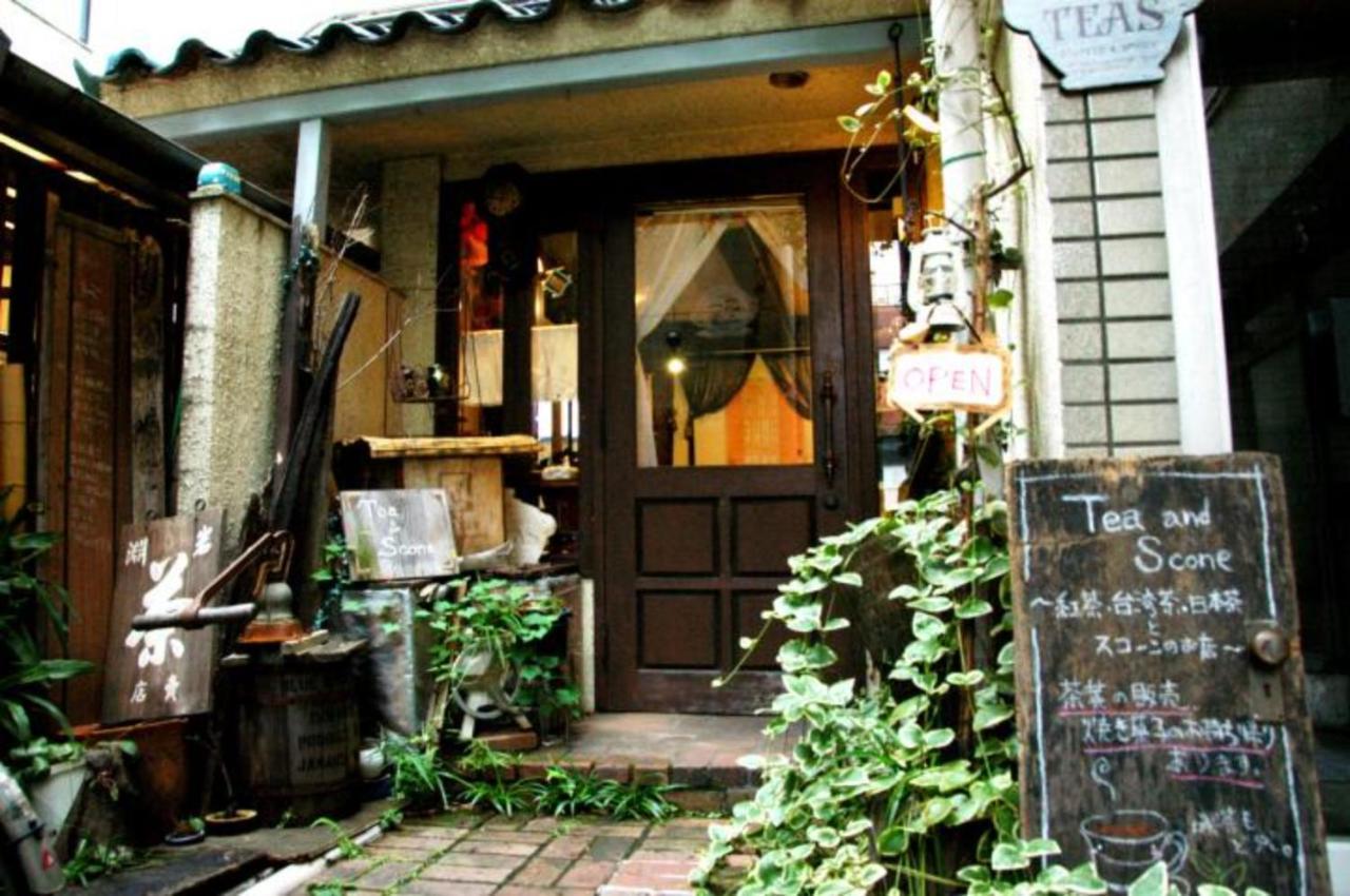 Laffitte West Tokyo