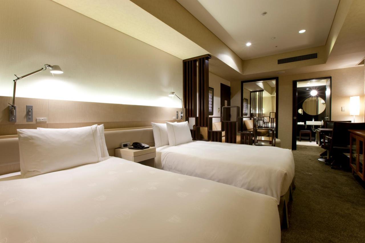 The Royal Park Iconic Shiodome 4* Tokyo