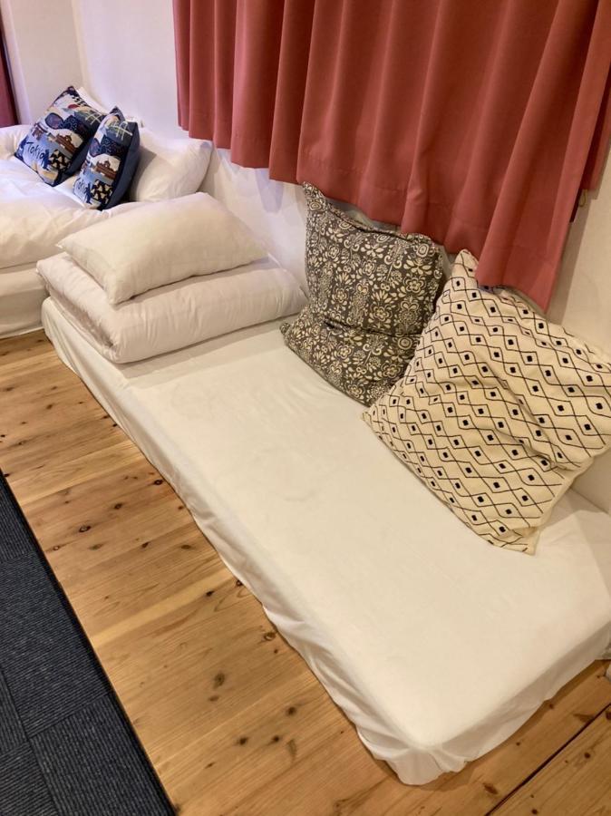Apartment 雷門　kaminarimon Tokyo