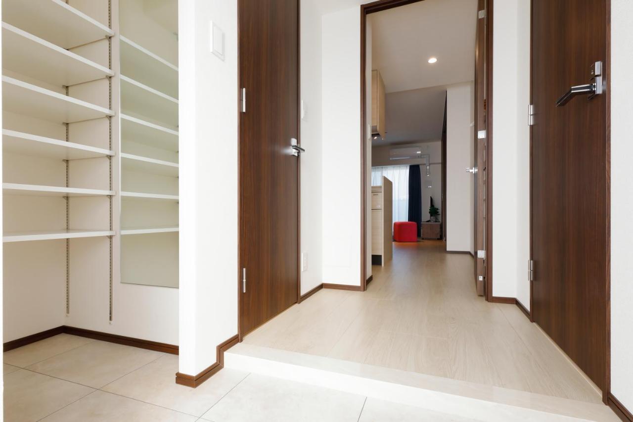 Mat Oshiage Apartment *