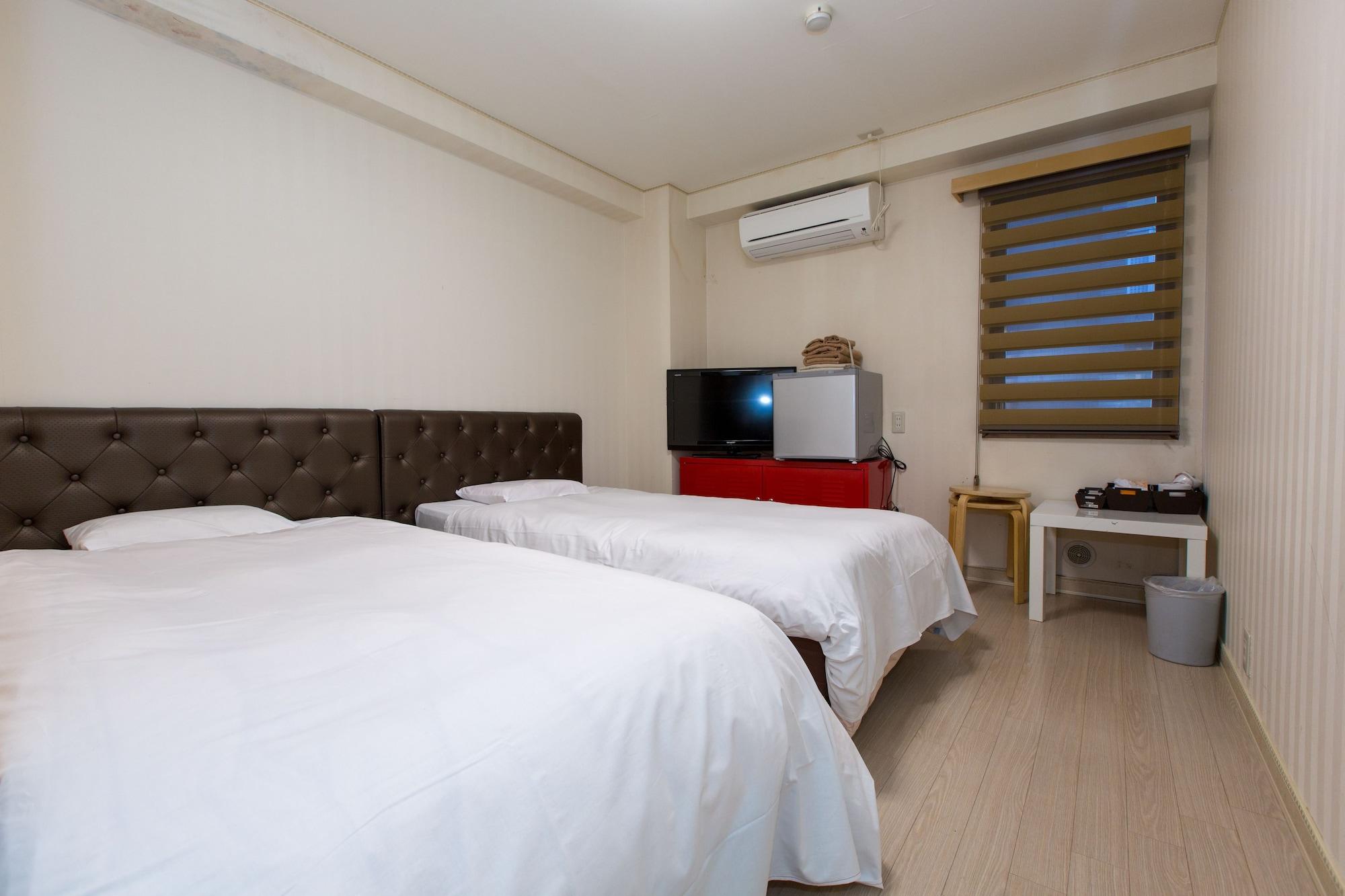 Hotel Empire In Shinjuku 2*